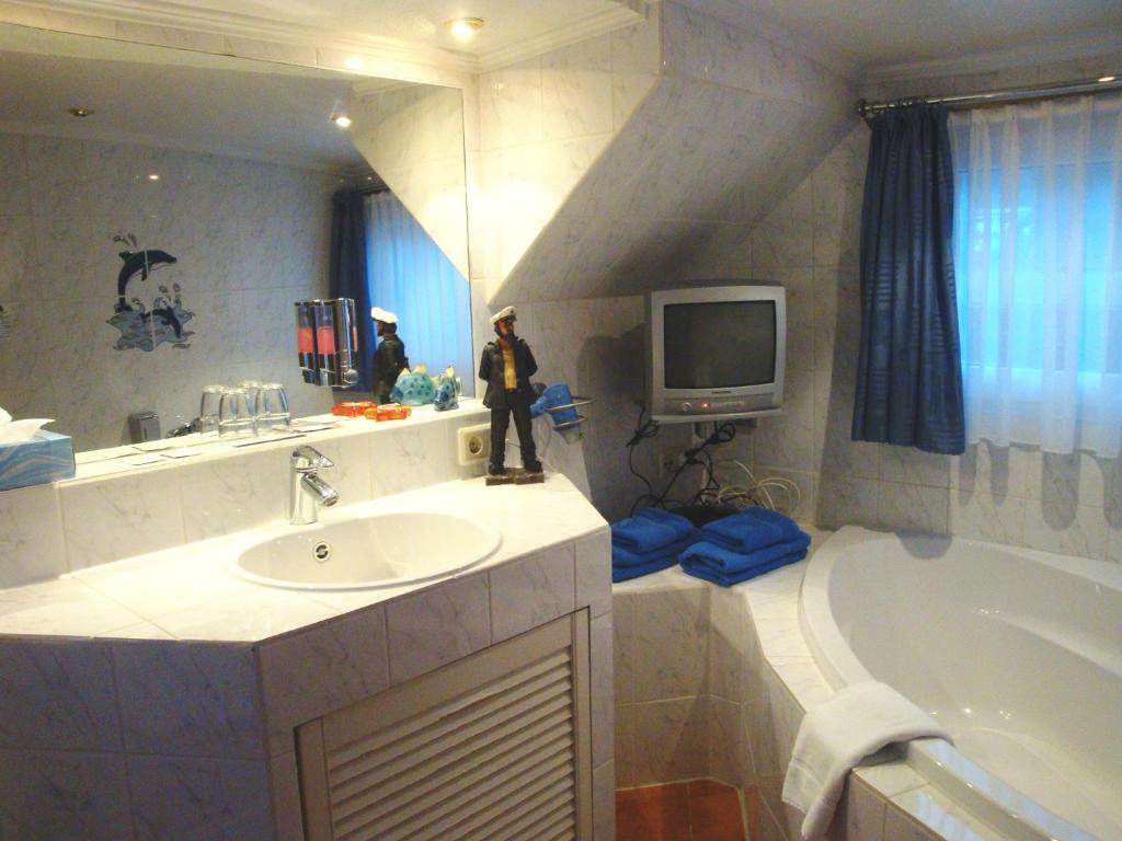 Hotelschiff Perle ברמן מראה חיצוני תמונה